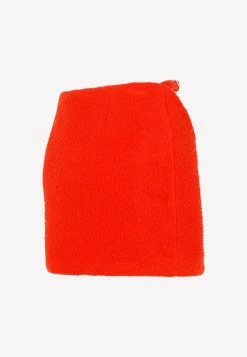 Y/Project Cut-Out Bouclé Mini Skirt Red -Evening Dresses Popular Store 01122022 028