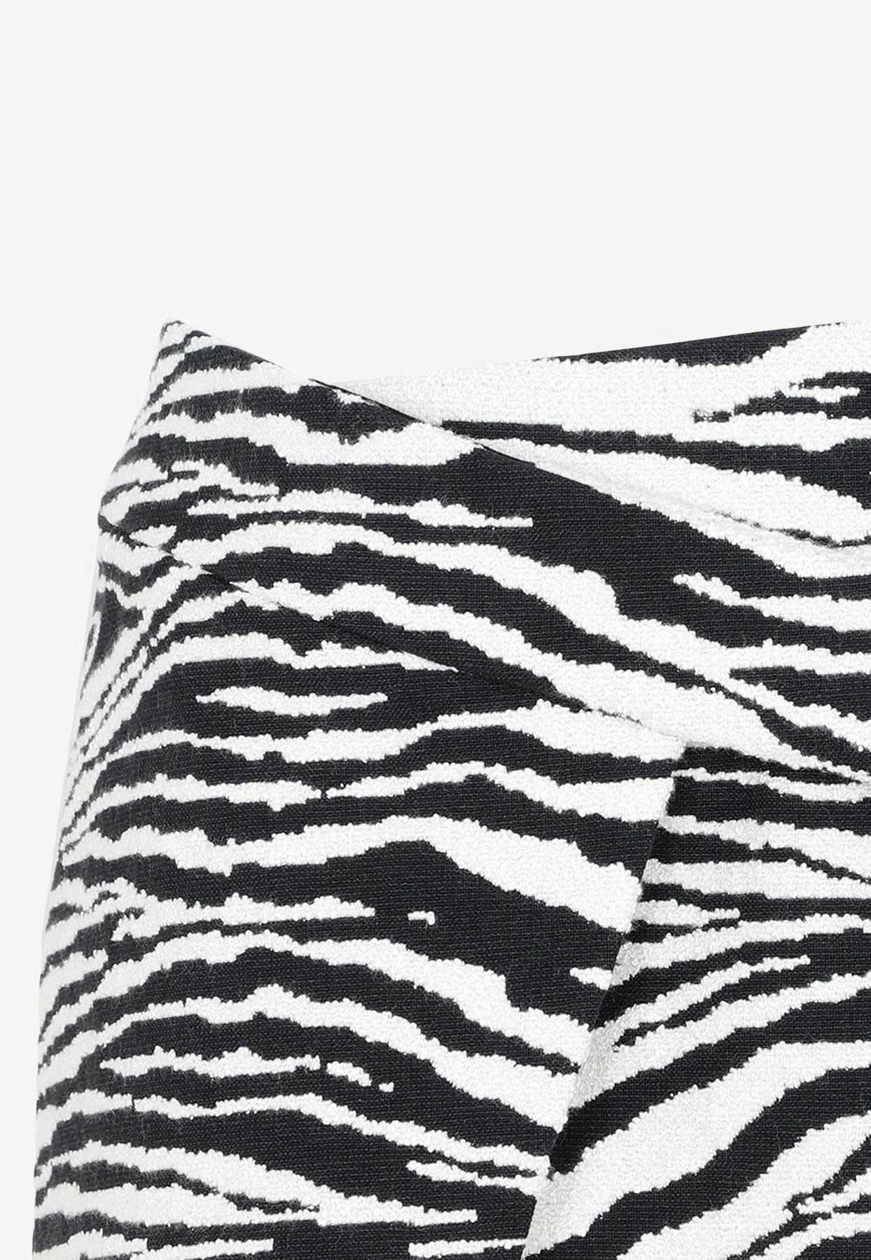 The Attico Cloe Animal Print Mini Skirt Monochrome 4 The Attico Cloe Animal Print Mini Skirt Monochrome - Image 4