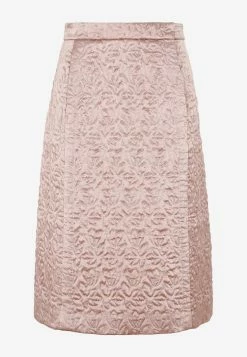 Maison Margiela Quilted Floral Pattern Midi Skirt Powder