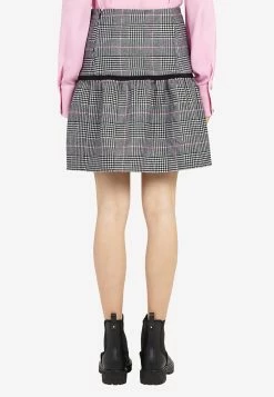 Salvatore Ferragamo Knitted Pattern Mini Skirt In Wool And Cashmere Multicolor -Evening Dresses Popular Store 135309 20S 20750602 20OFF 20WHITEBLACKPINK 20C