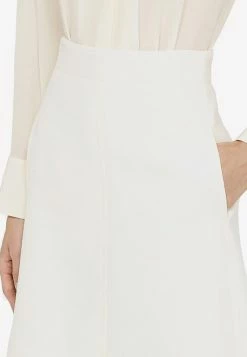 Chloé Wool A-Line Mini Skirt White 8 Chloé Wool A-Line Mini Skirt White -Evening Dresses Popular Store CHC22AJU41075 L CHLOE 107.e