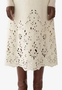 Chloé Broderie Anglaise A-line Skirt Ivory 6 Chloé Broderie Anglaise A-line Skirt Ivory -Evening Dresses Popular Store CHC22SJU1404922O 20Soft 20Ivory 203
