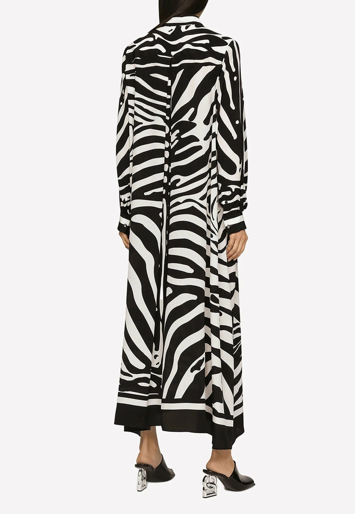 Dolce & Gabbana Zebra Print Silk Twill Kaftan Monochrome 2 Dolce & Gabbana Zebra Print Silk Twill Kaftan Monochrome - Image 2