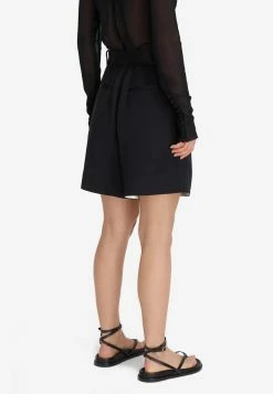 Lee Mathews Libertine Pleated Shorts Black 5 Lee Mathews Libertine Pleated Shorts Black -Evening Dresses Popular Store M2204SH080BLACK 201