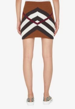 Burberry Chevron Knit Mini Skirt Brown 7 Burberry Chevron Knit Mini Skirt Brown -Evening Dresses Popular Store MzMwMzUw