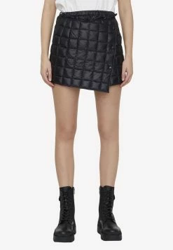 Moncler Plaid Quilted Mini Wrap Skirt Black