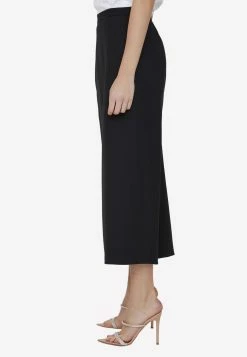 The Row Avianna Midi Skirt In Wool Black 6 The Row Avianna Midi Skirt In Wool Black -Evening Dresses Popular Store MzUzNjU5